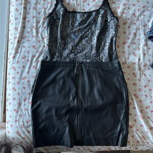 Guess Black mini skirt